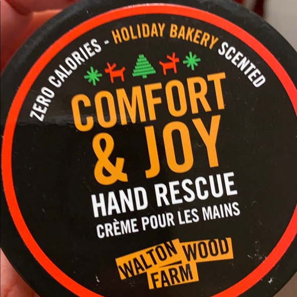 Comfort and Joy Gift Set - Picture 2 of 5